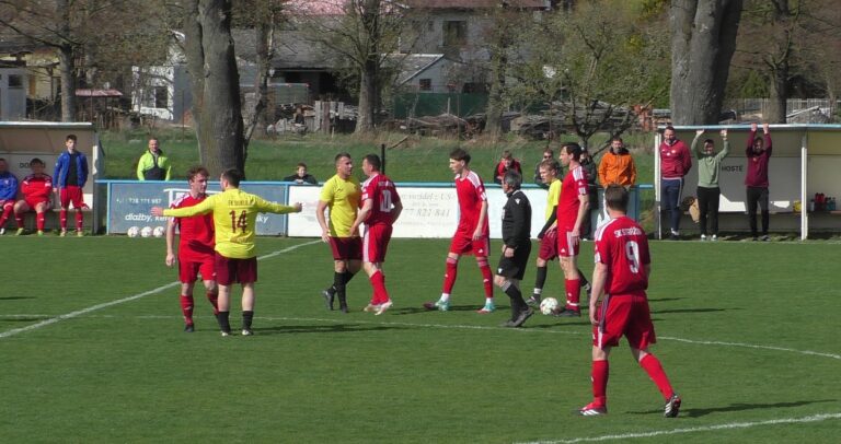 V DERBY S JANOVICKOU DUKLOU ZŮSTALY BODY VE STRÁŽOVĚ – VIDEO